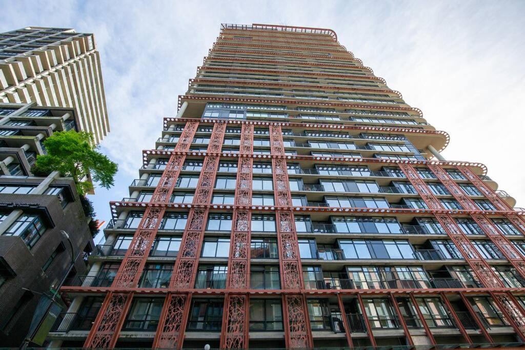 Central Luxury Apartment With Best City Views! Vancouver Bagian luar foto